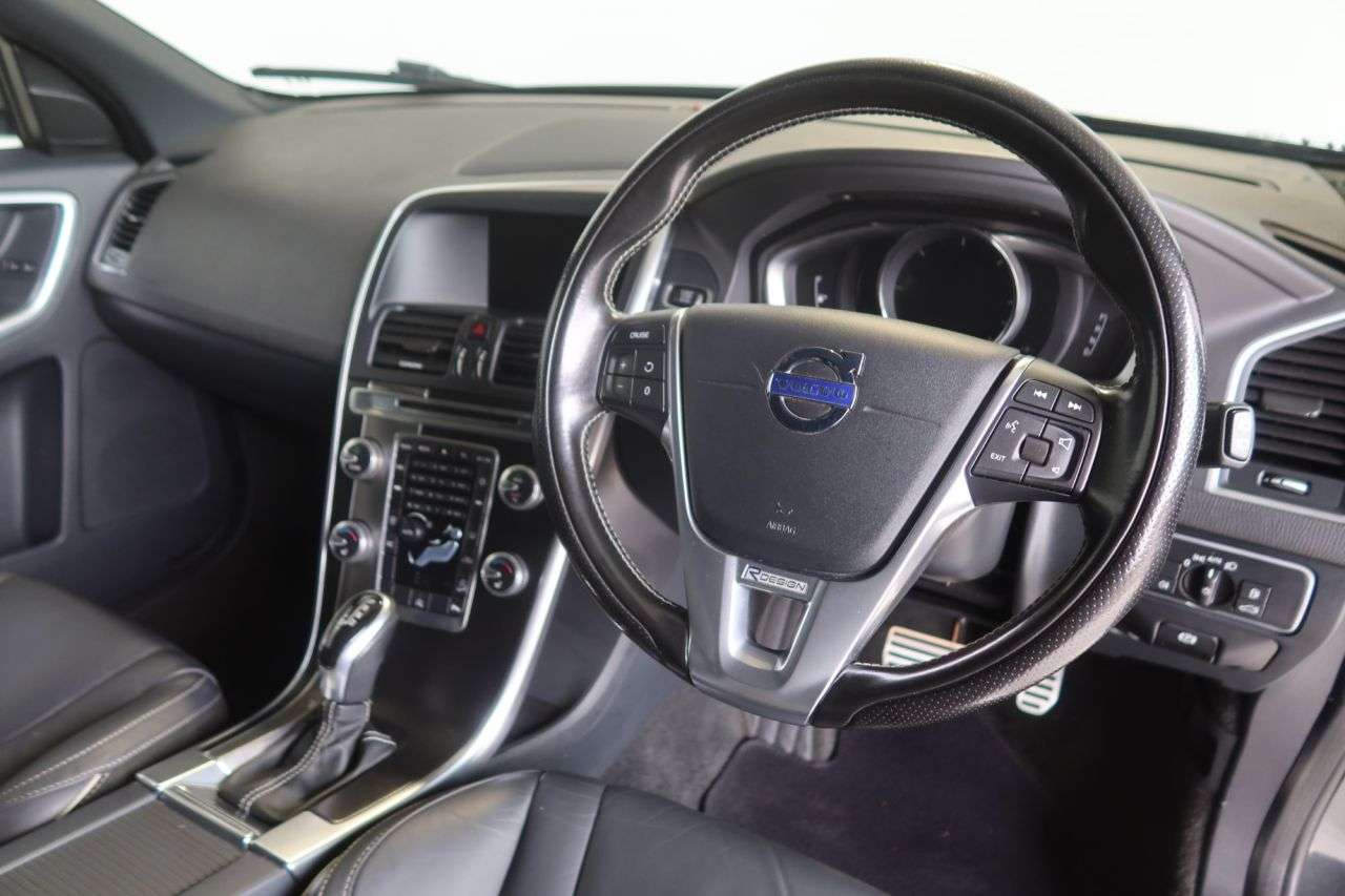 2016 VOLVO XC60 2016 VOLVO XC60