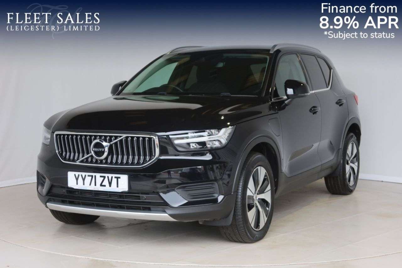 2022 VOLVO XC40 2022 VOLVO XC40