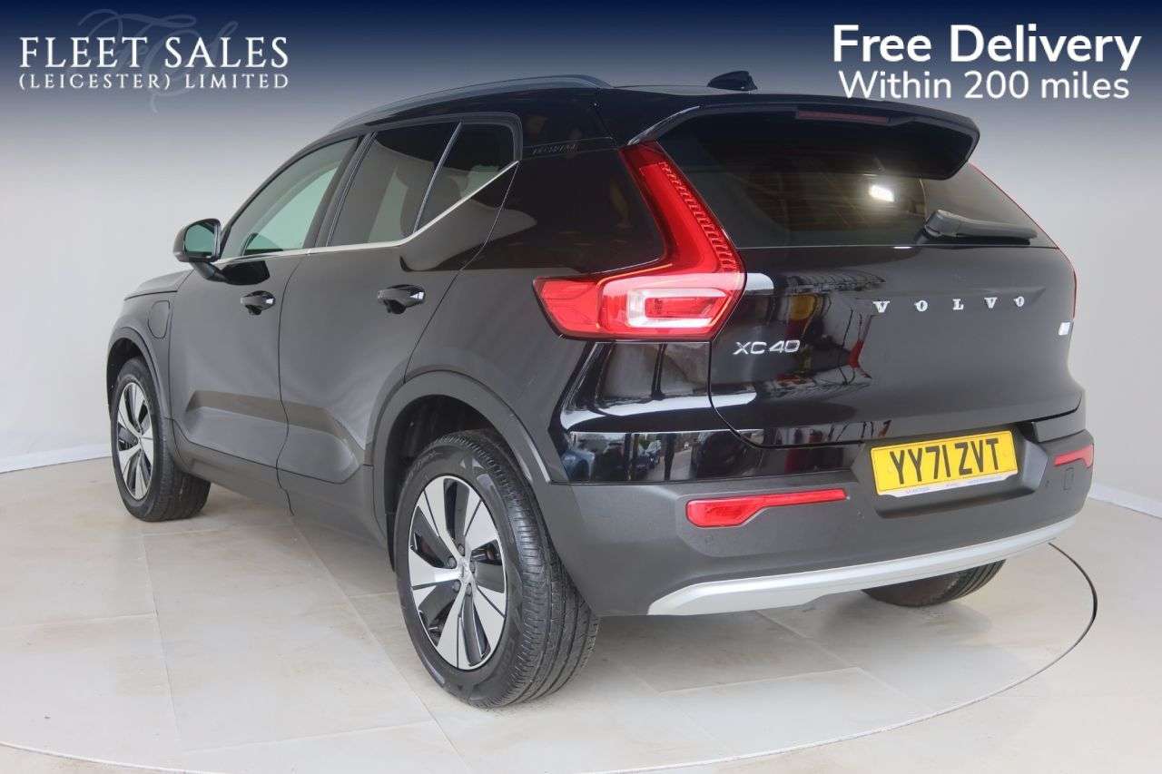 2022 VOLVO XC40 2022 VOLVO XC40