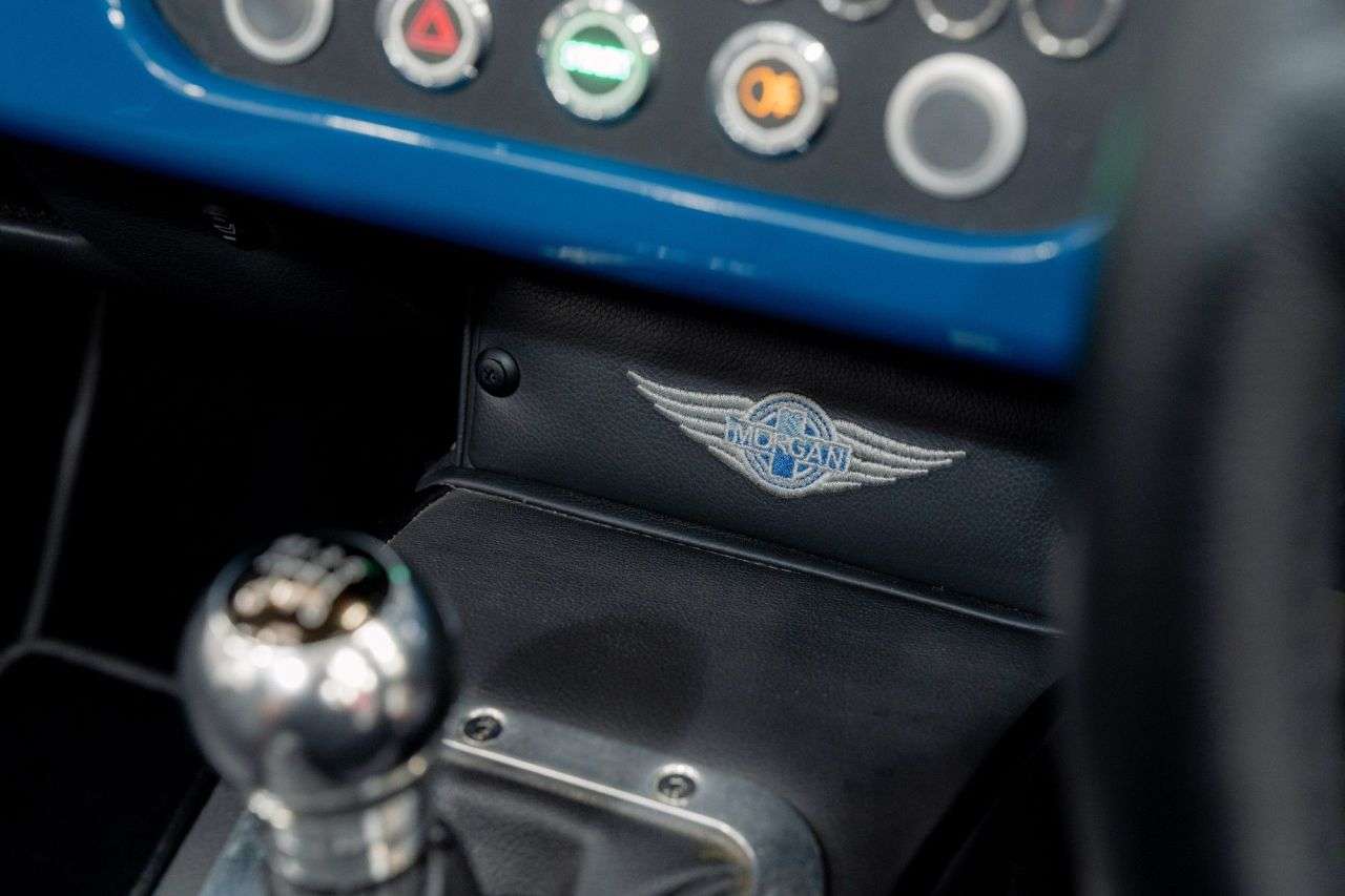 2015 MORGAN PLUS 8 2015 MORGAN PLUS 8