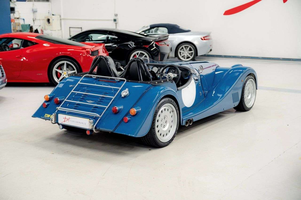 2015 MORGAN PLUS 8 2015 MORGAN PLUS 8