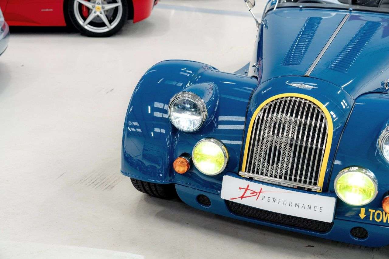 2015 MORGAN PLUS 8 2015 MORGAN PLUS 8