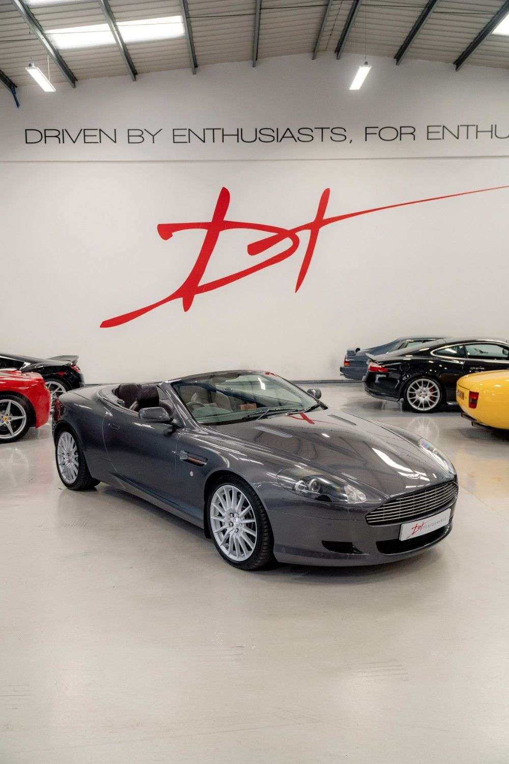 null ASTON MARTIN DB9 null ASTON MARTIN DB9