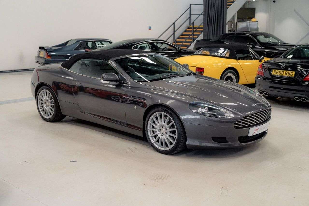 null ASTON MARTIN DB9 null ASTON MARTIN DB9