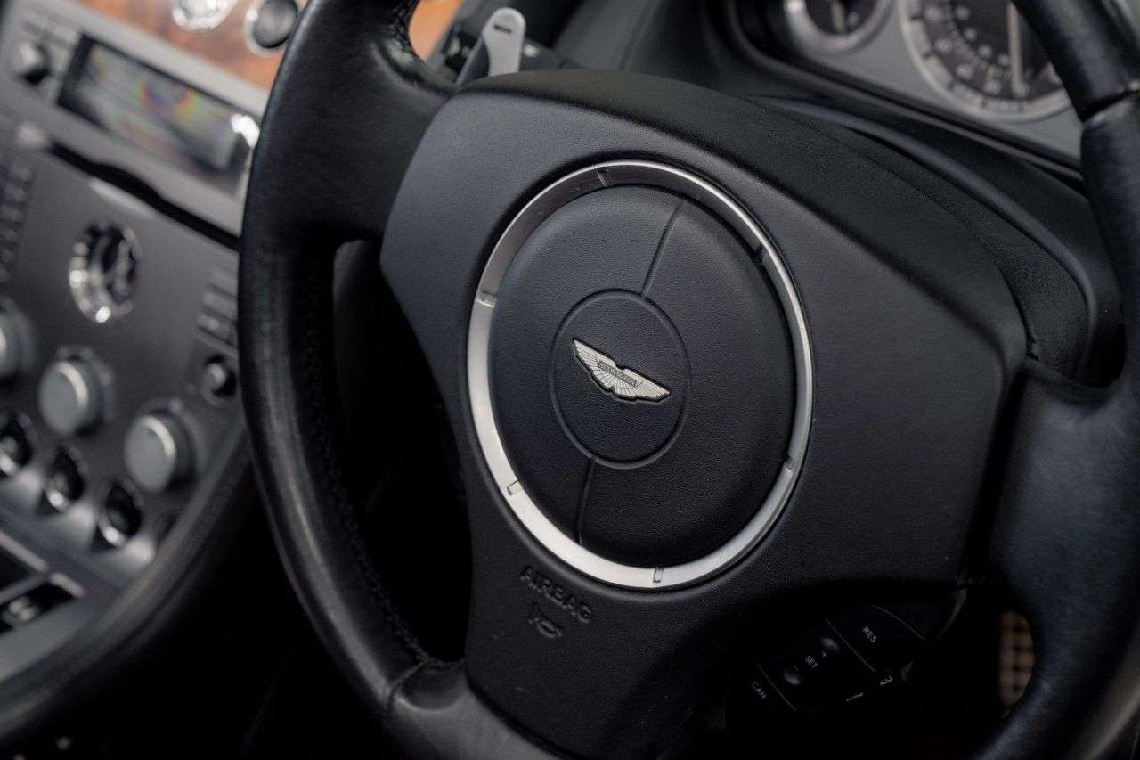 null ASTON MARTIN DB9 null ASTON MARTIN DB9