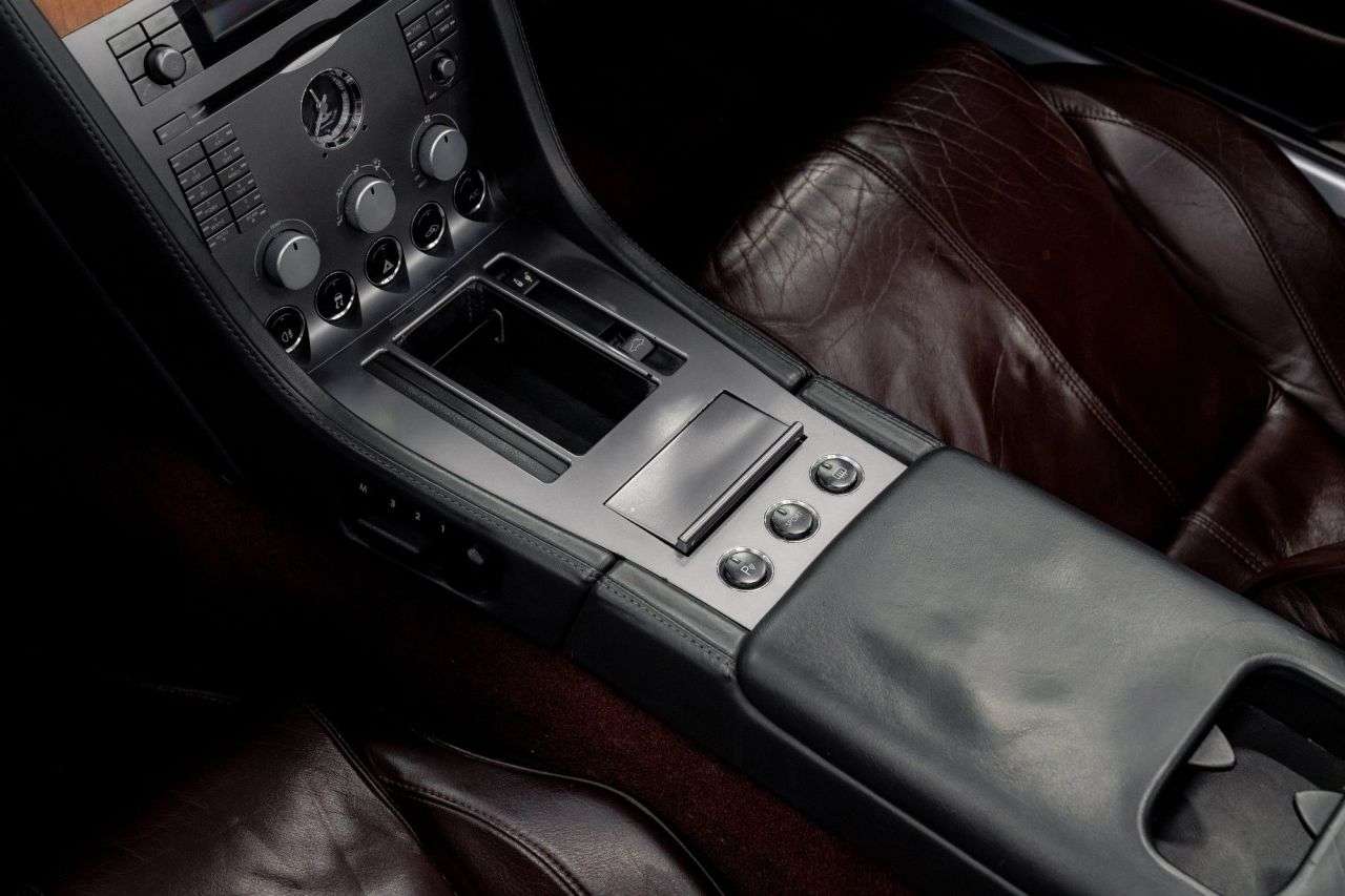 null ASTON MARTIN DB9 null ASTON MARTIN DB9