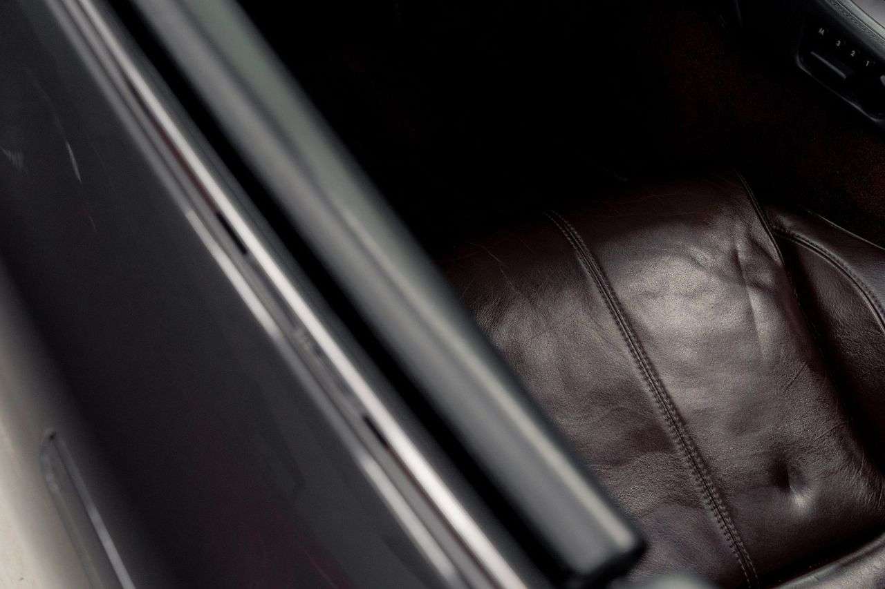 null ASTON MARTIN DB9 null ASTON MARTIN DB9