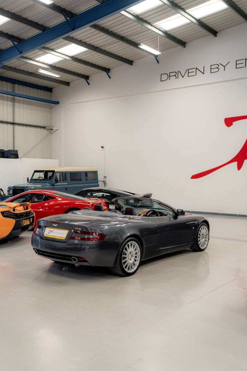 null ASTON MARTIN DB9 null ASTON MARTIN DB9