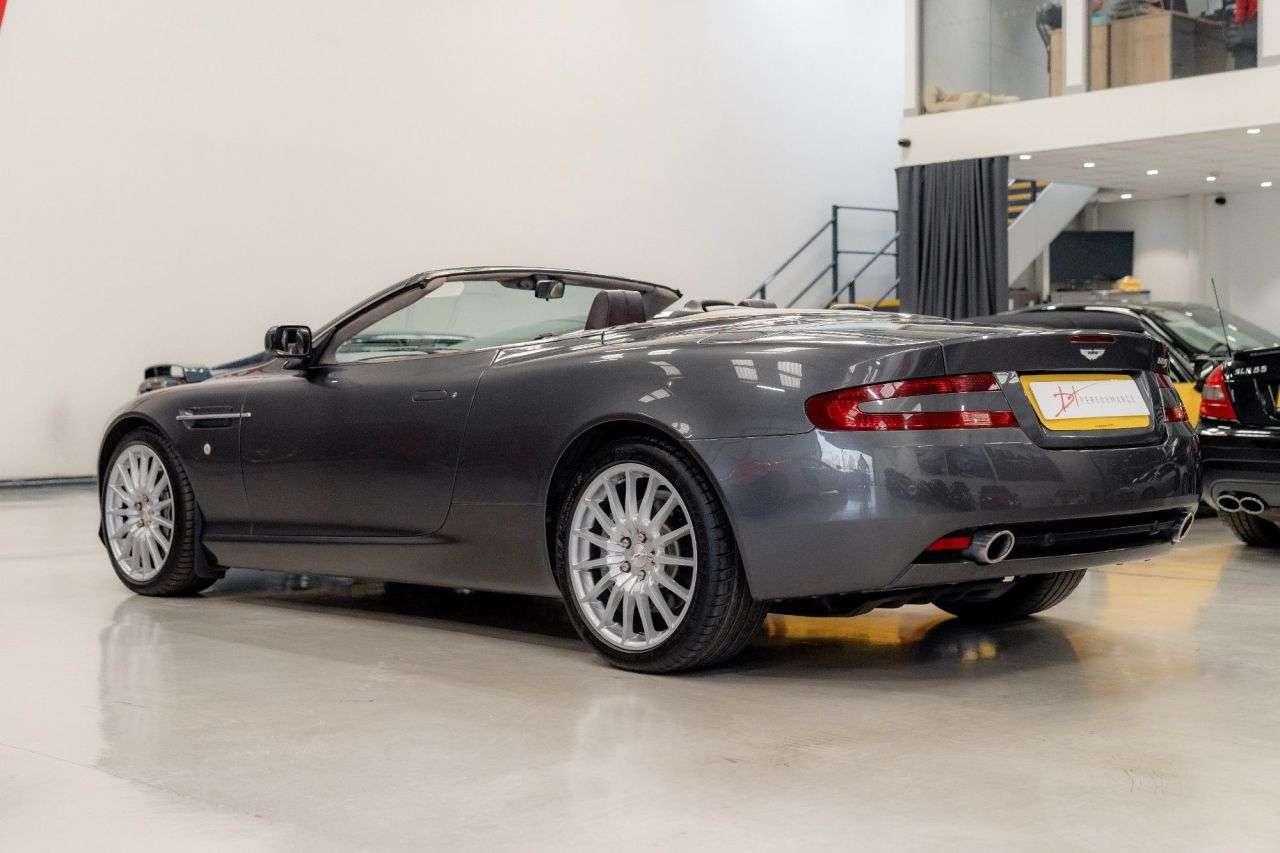 null ASTON MARTIN DB9 null ASTON MARTIN DB9