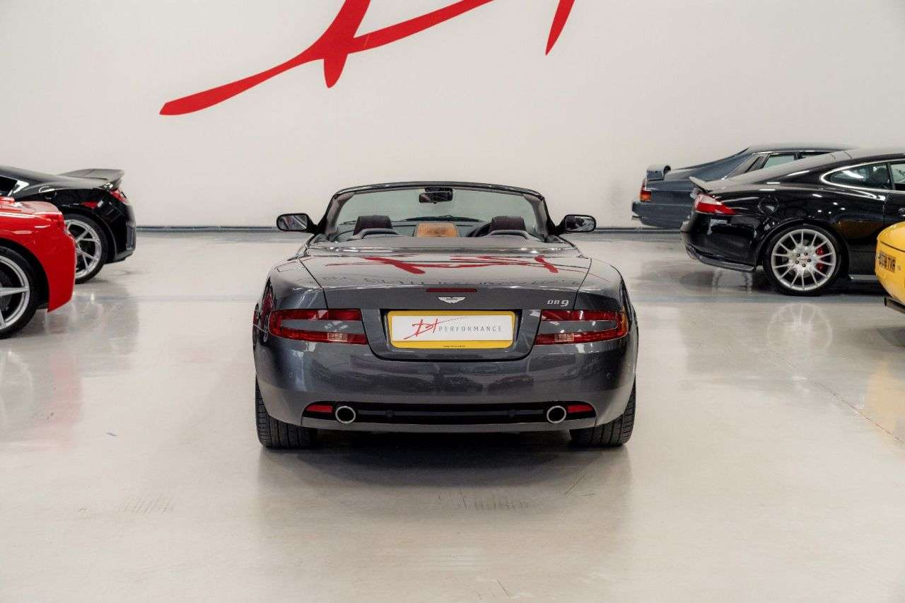 null ASTON MARTIN DB9 null ASTON MARTIN DB9