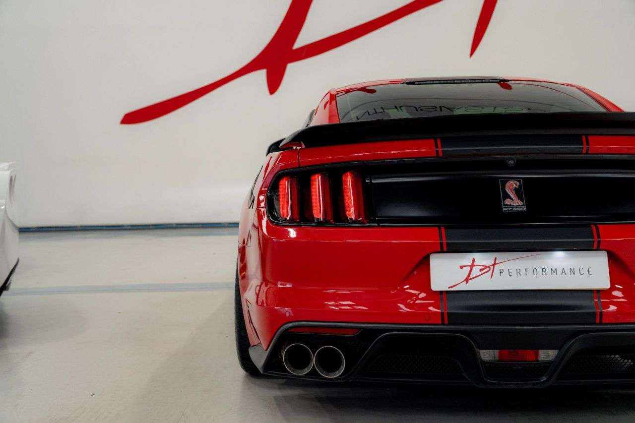 null FORD MUSTANG null FORD MUSTANG