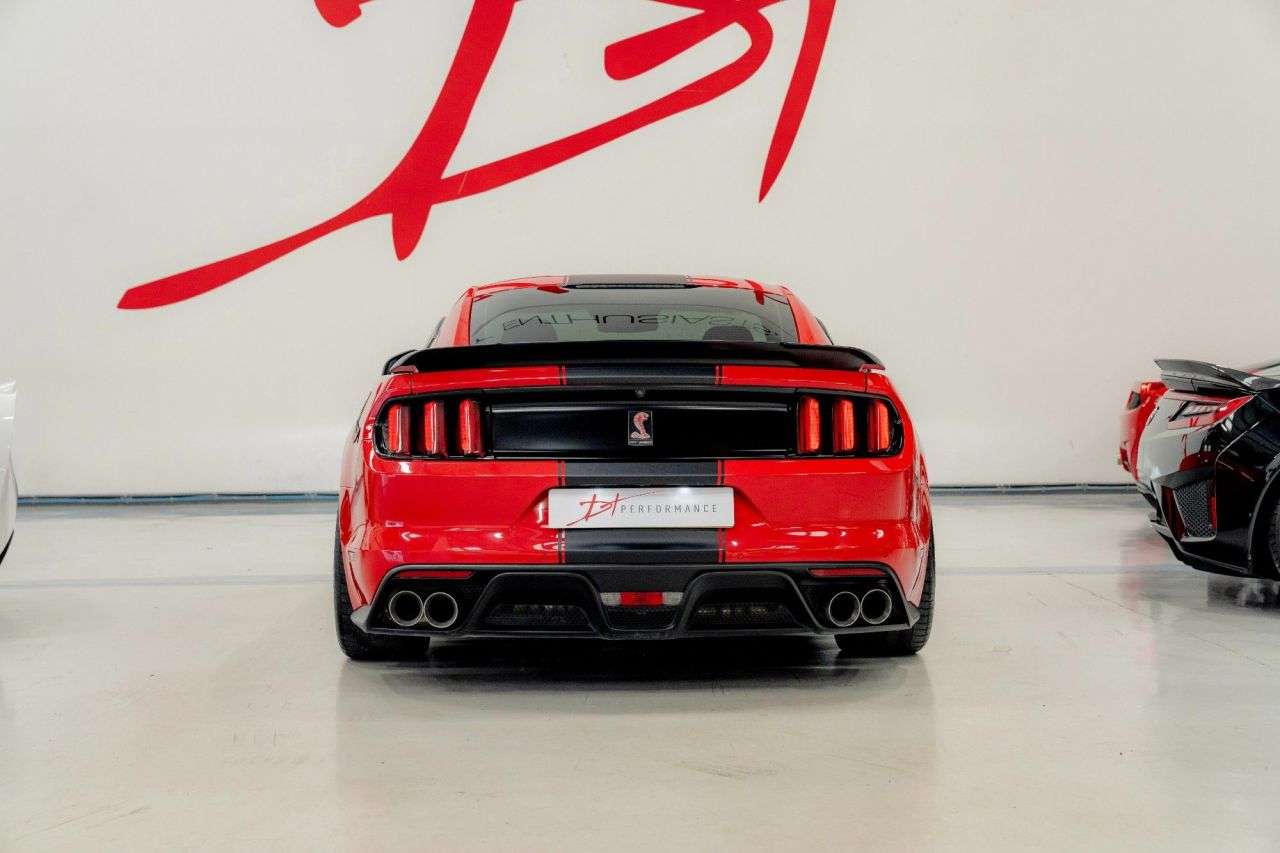 null FORD MUSTANG null FORD MUSTANG