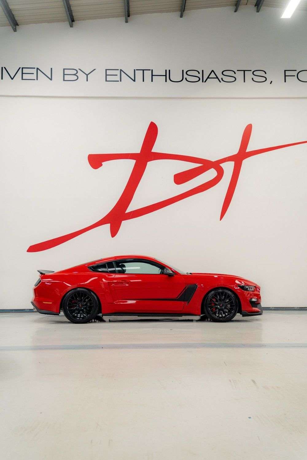 null FORD MUSTANG null FORD MUSTANG