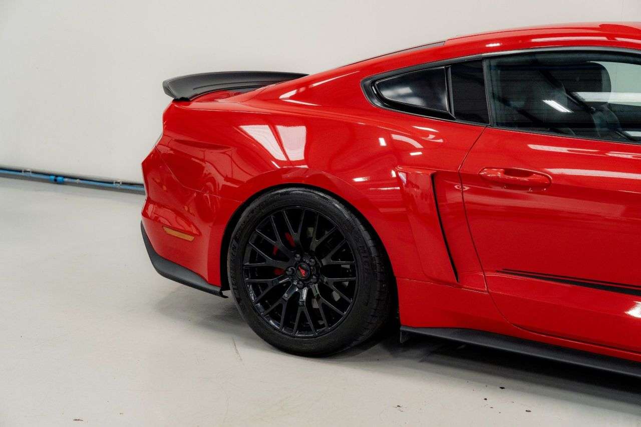 null FORD MUSTANG null FORD MUSTANG