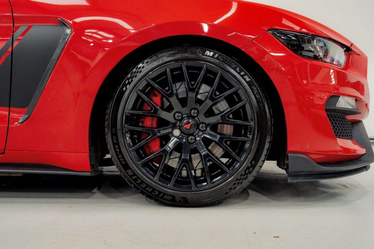 null FORD MUSTANG null FORD MUSTANG