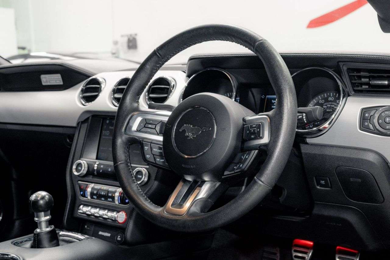 null FORD MUSTANG null FORD MUSTANG