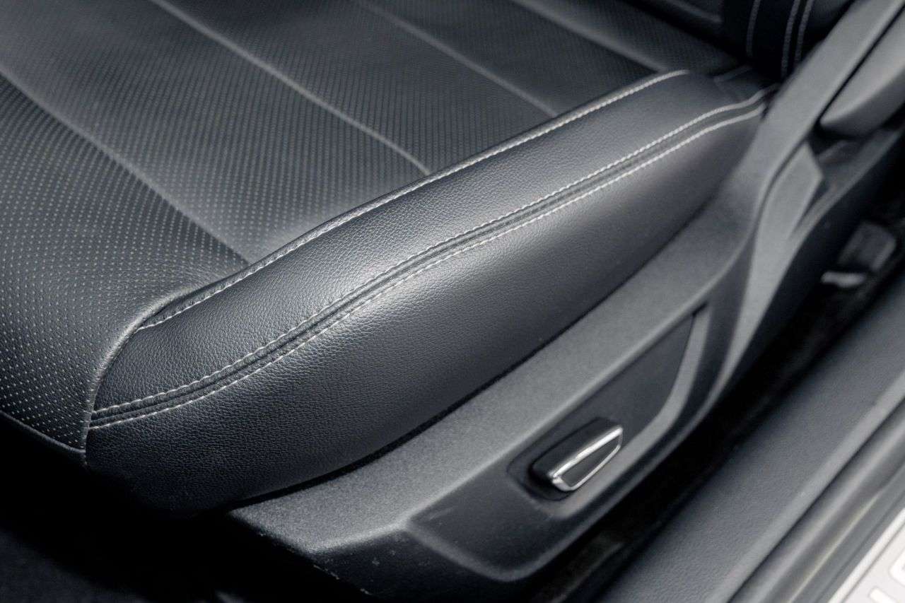 null FORD MUSTANG null FORD MUSTANG