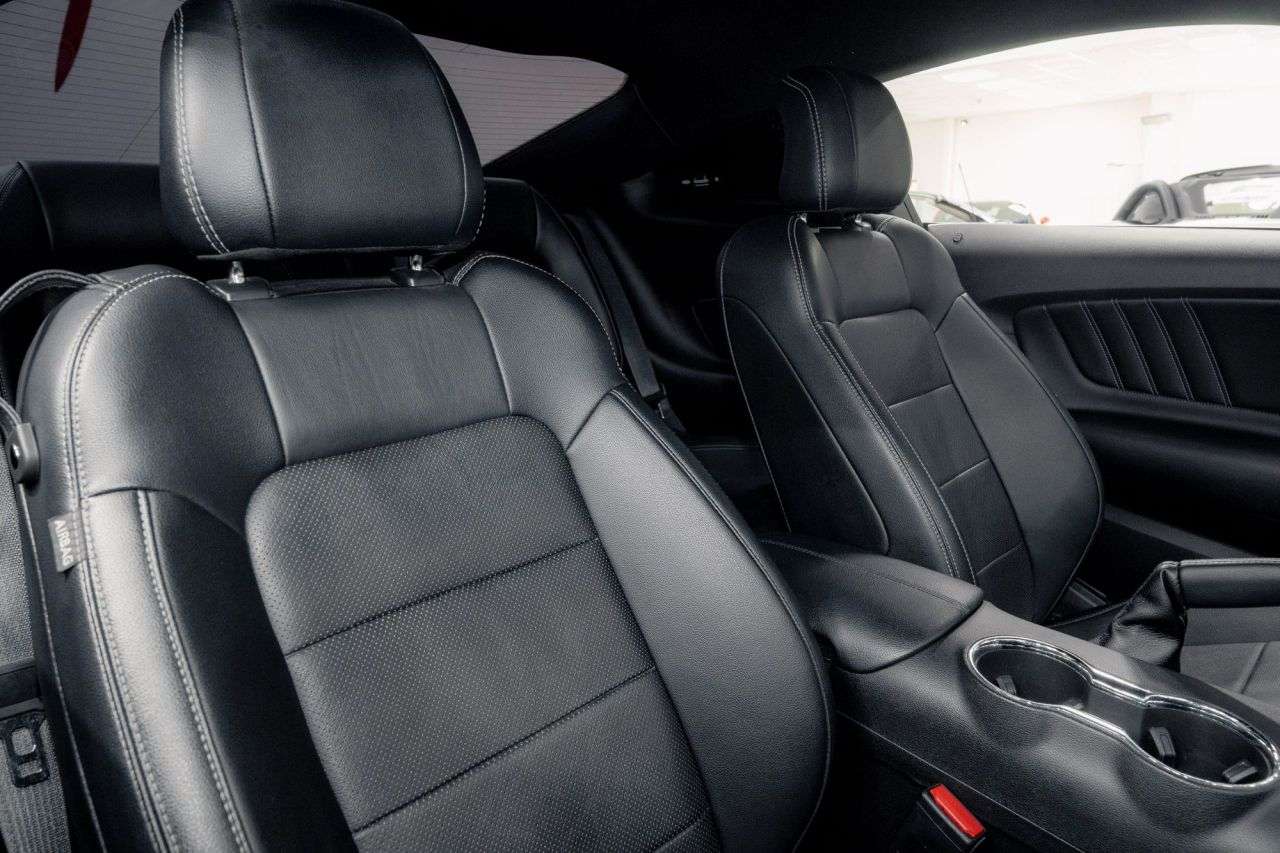 null FORD MUSTANG null FORD MUSTANG