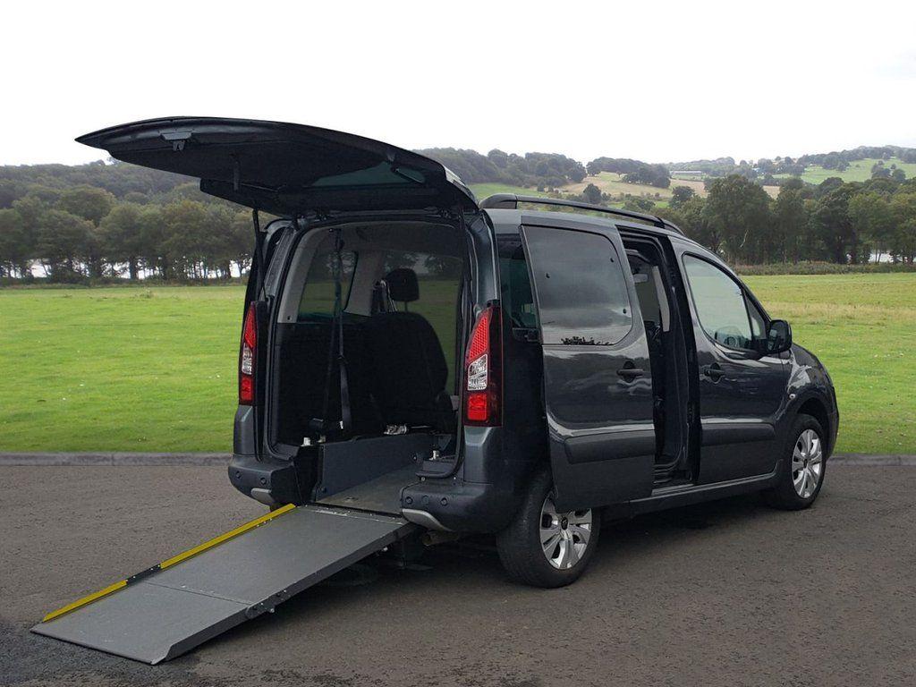 Check out this Citroen Berlingo 2017 Diesel Manual