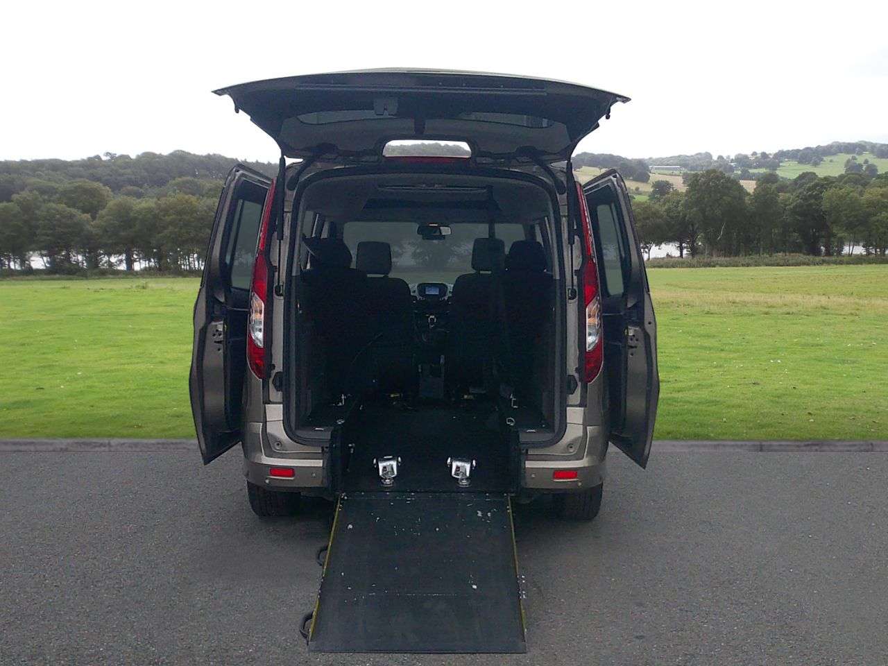 2020 FORD GRAND TOURNEO CONNECT 2020 FORD GRAND TOURNEO CONNECT