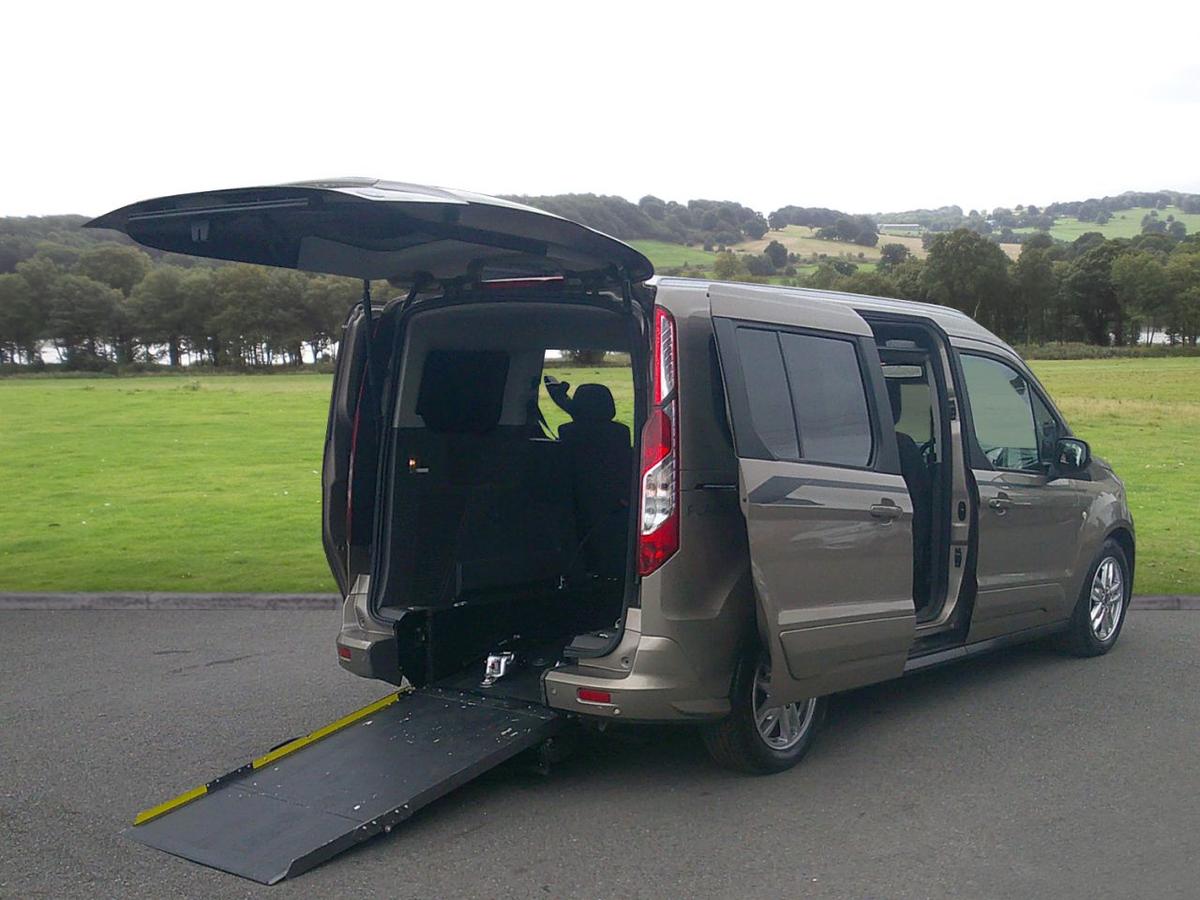 Check out this Ford Grand Tourneo Connect 2020 Diesel Automatic