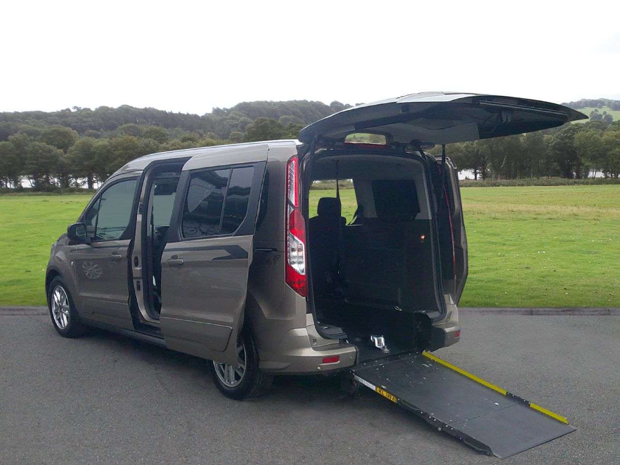 2020 FORD GRAND TOURNEO CONNECT 2020 FORD GRAND TOURNEO CONNECT