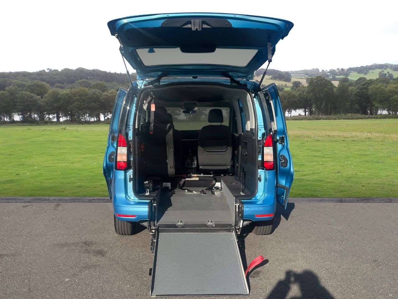 2023 FORD TOURNEO CONNECT 2023 FORD TOURNEO CONNECT