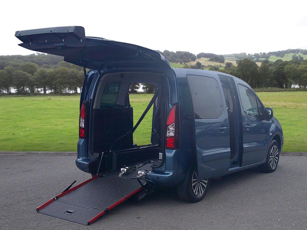 Check out this Peugeot Partner 2018 Diesel Automatic