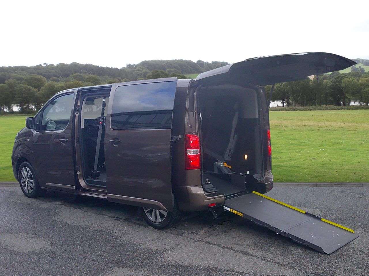 2021 PEUGEOT TRAVELLER 2021 PEUGEOT TRAVELLER