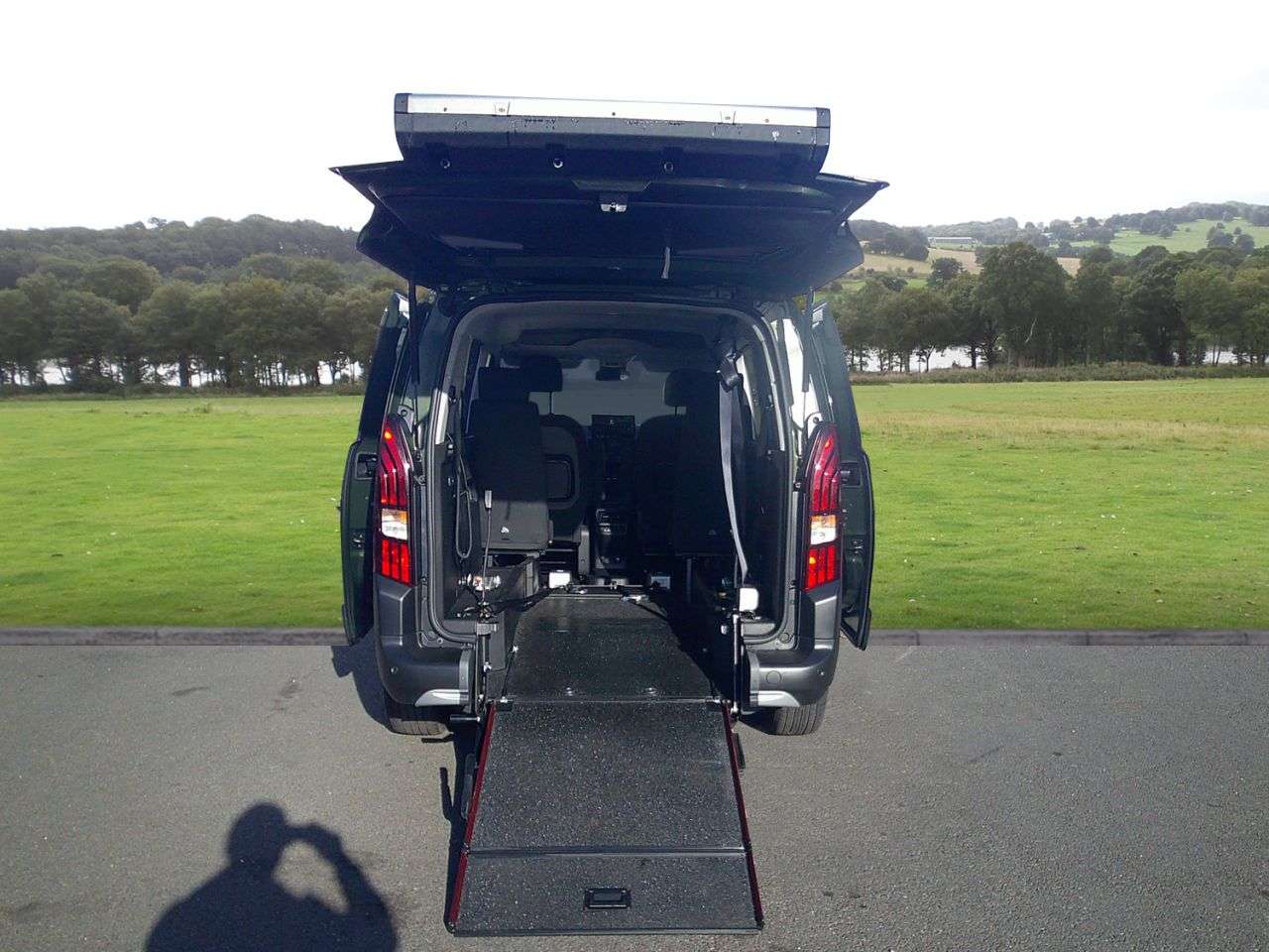 2024 PEUGEOT RIFTER 2024 PEUGEOT RIFTER