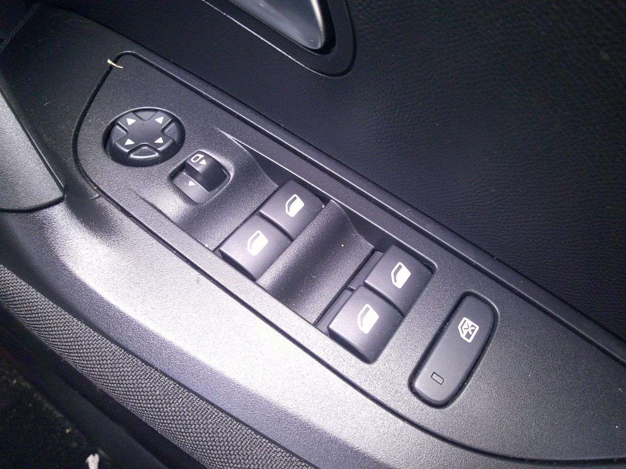 2023 PEUGEOT E-2008 2023 PEUGEOT E-2008