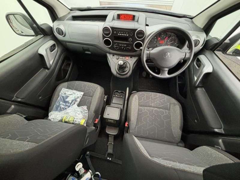 2018 PEUGEOT PARTNER TEPEE 2018 PEUGEOT PARTNER TEPEE