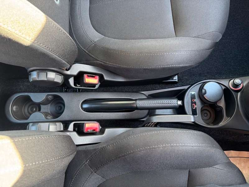 2017 ABARTH 595 2017 ABARTH 595