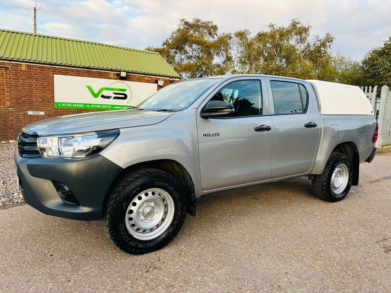 2019 TOYOTA HI-LUX 2019 TOYOTA HI-LUX