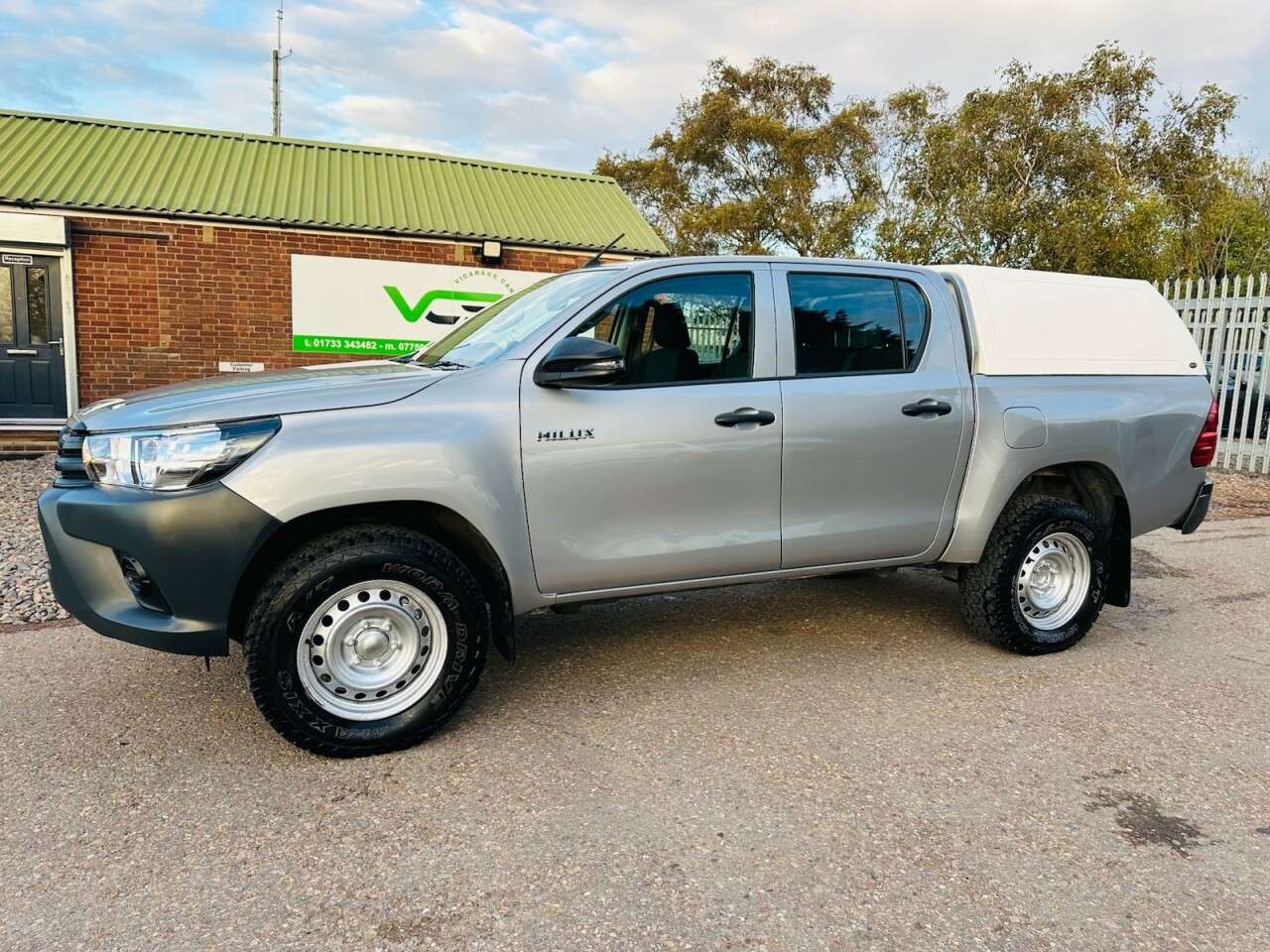 2019 TOYOTA HI-LUX 2019 TOYOTA HI-LUX