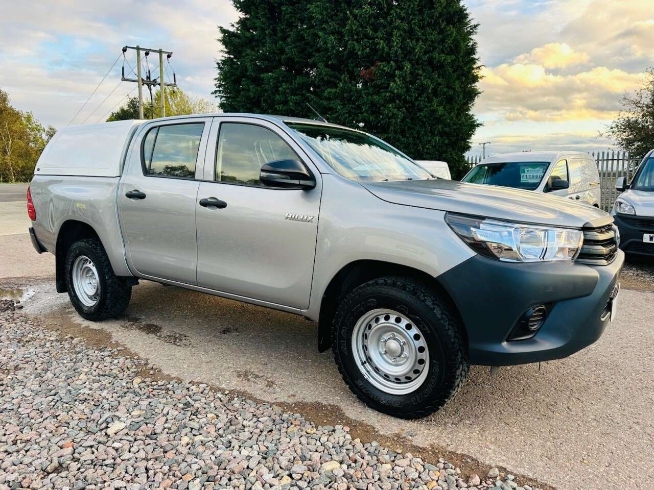 2019 TOYOTA HI-LUX 2019 TOYOTA HI-LUX