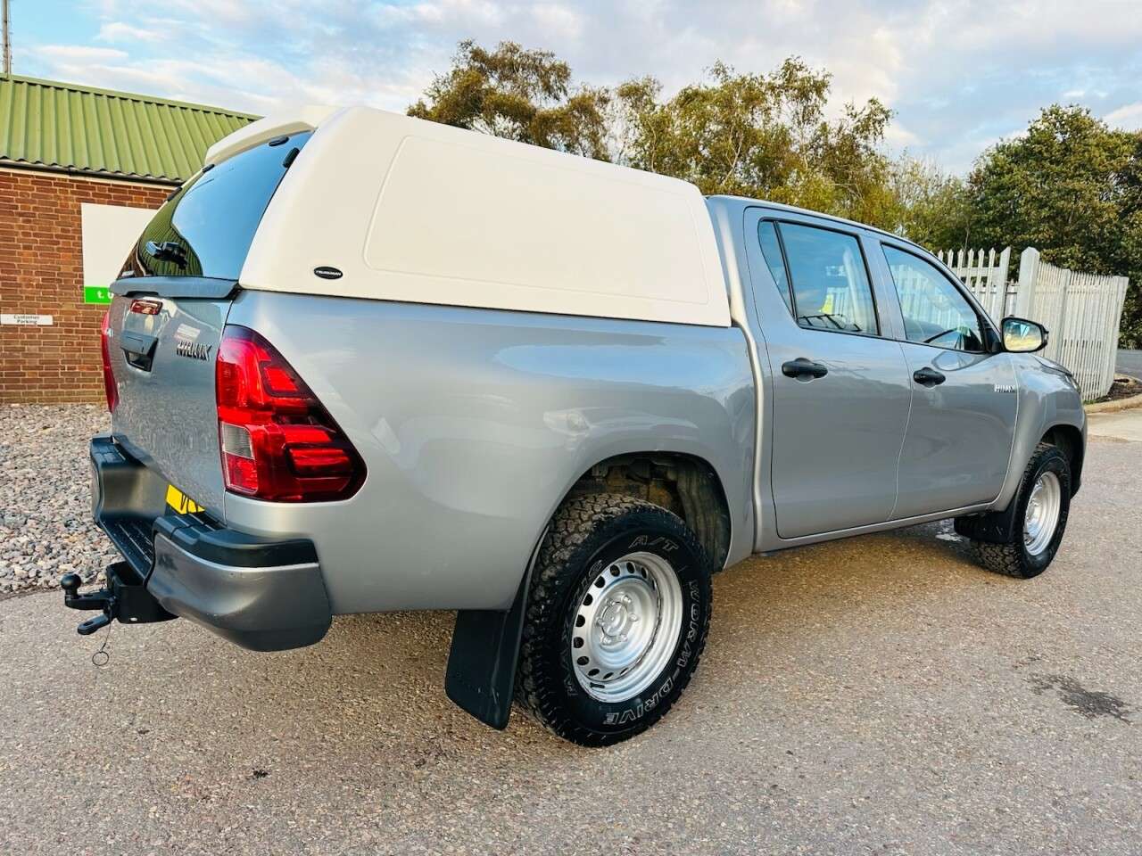 2019 TOYOTA HI-LUX 2019 TOYOTA HI-LUX