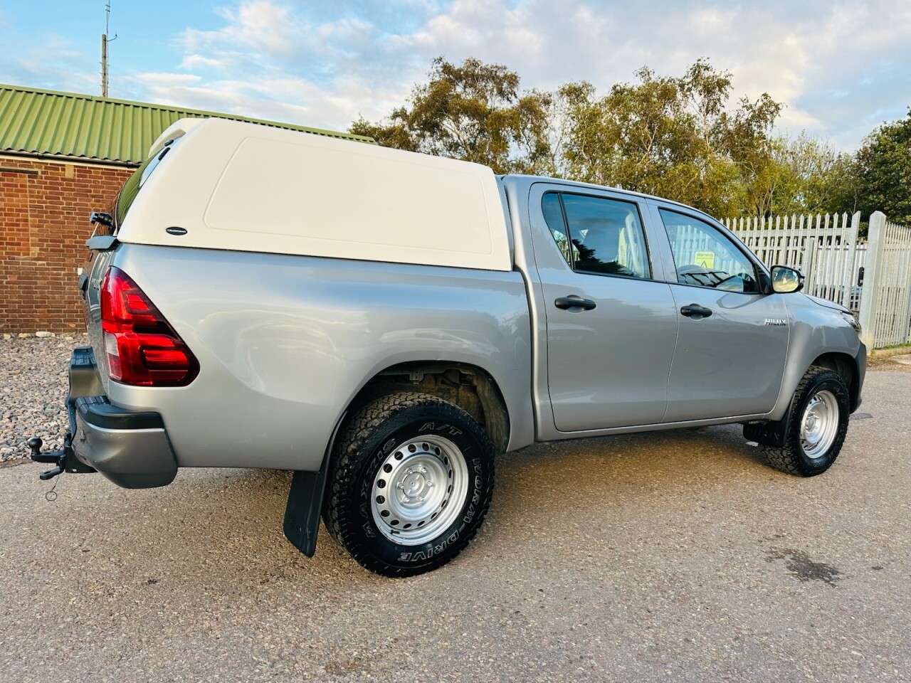 2019 TOYOTA HI-LUX 2019 TOYOTA HI-LUX