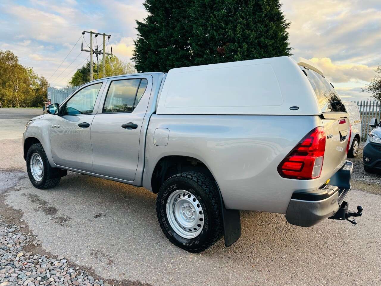 2019 TOYOTA HI-LUX 2019 TOYOTA HI-LUX