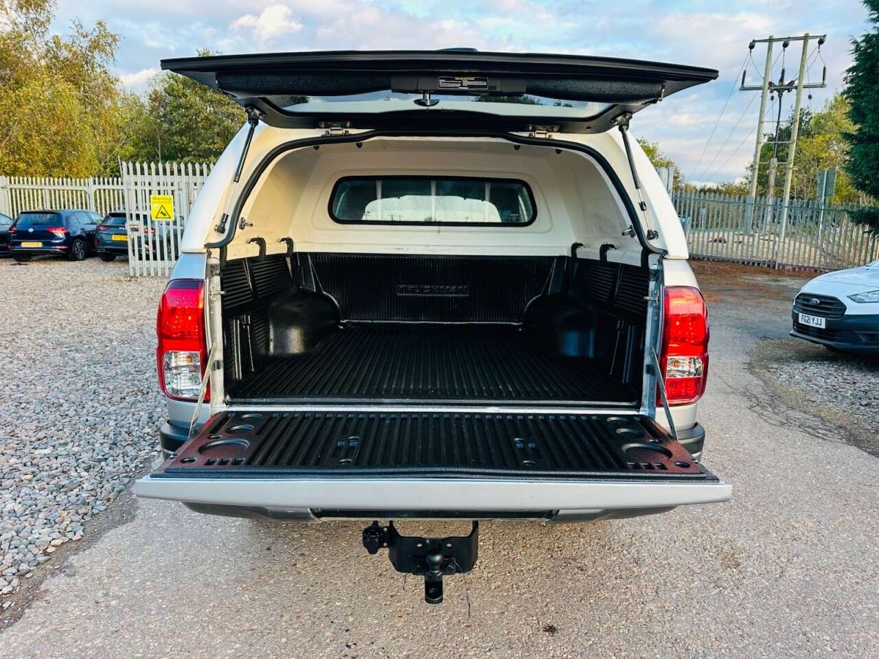 2019 TOYOTA HI-LUX 2019 TOYOTA HI-LUX