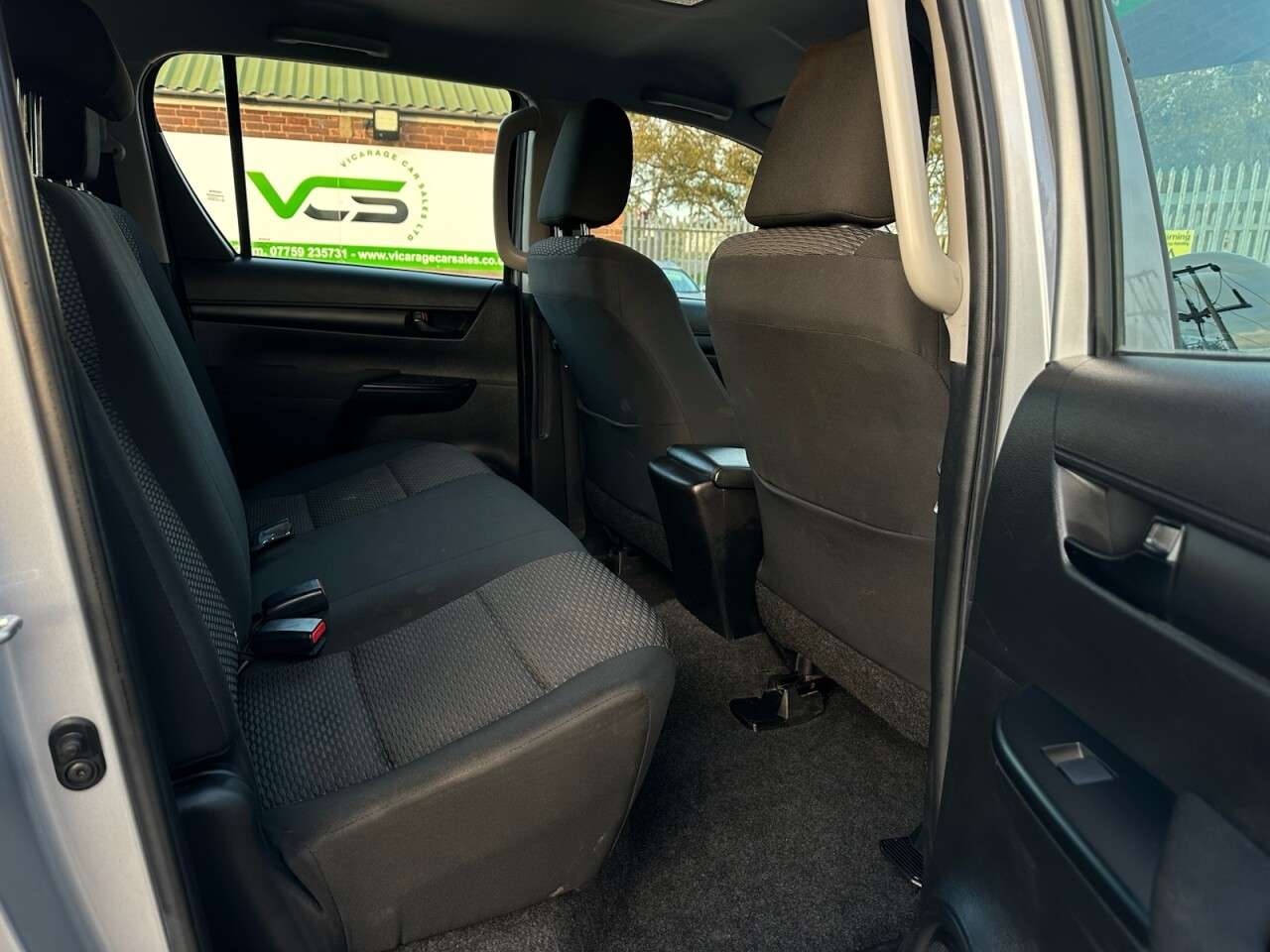 2019 TOYOTA HI-LUX 2019 TOYOTA HI-LUX