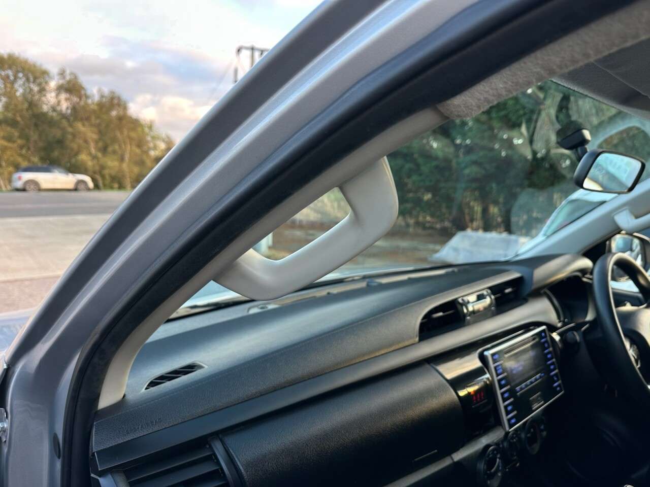 2019 TOYOTA HI-LUX 2019 TOYOTA HI-LUX