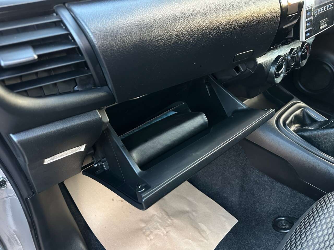 2019 TOYOTA HI-LUX 2019 TOYOTA HI-LUX