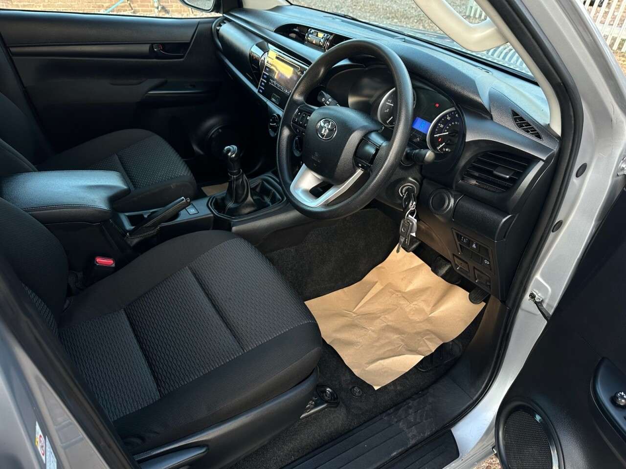 2019 TOYOTA HI-LUX 2019 TOYOTA HI-LUX