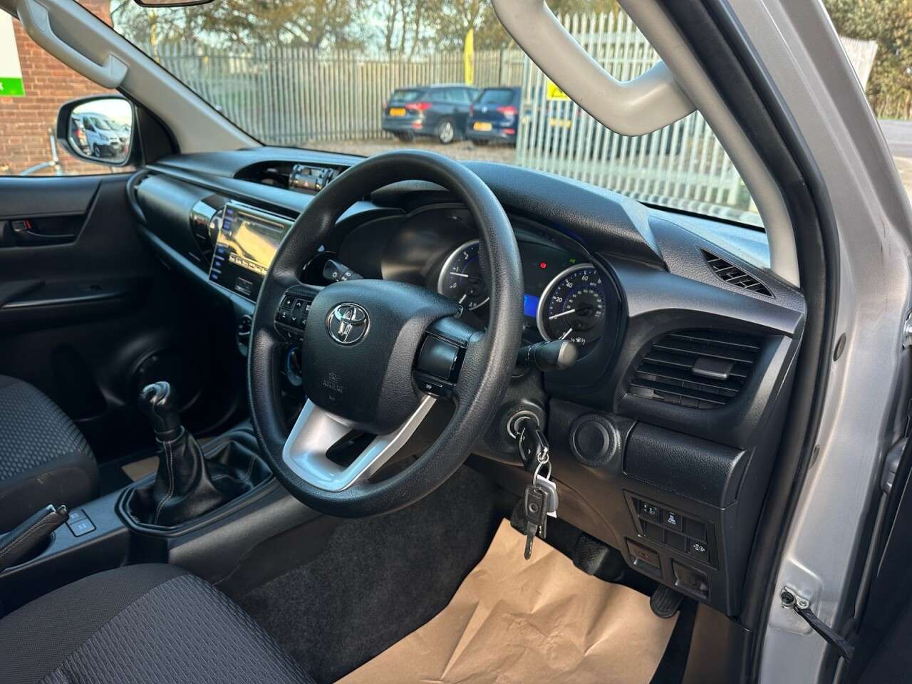 2019 TOYOTA HI-LUX 2019 TOYOTA HI-LUX