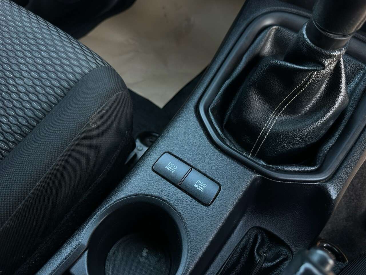 2019 TOYOTA HI-LUX 2019 TOYOTA HI-LUX