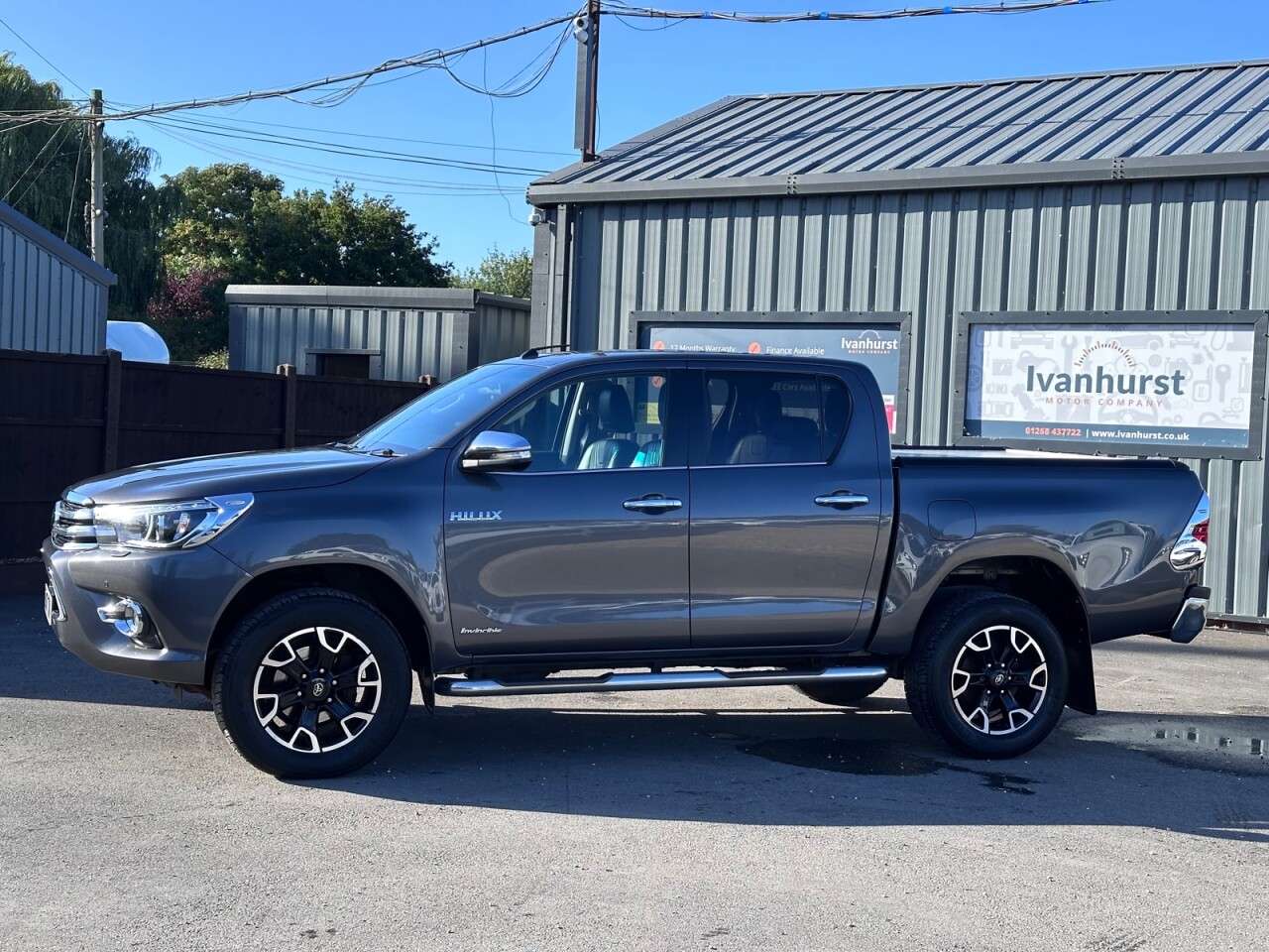 null TOYOTA HI-LUX null TOYOTA HI-LUX