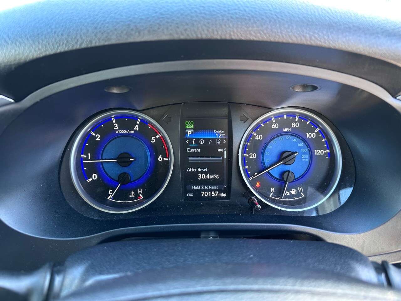 null TOYOTA HI-LUX null TOYOTA HI-LUX