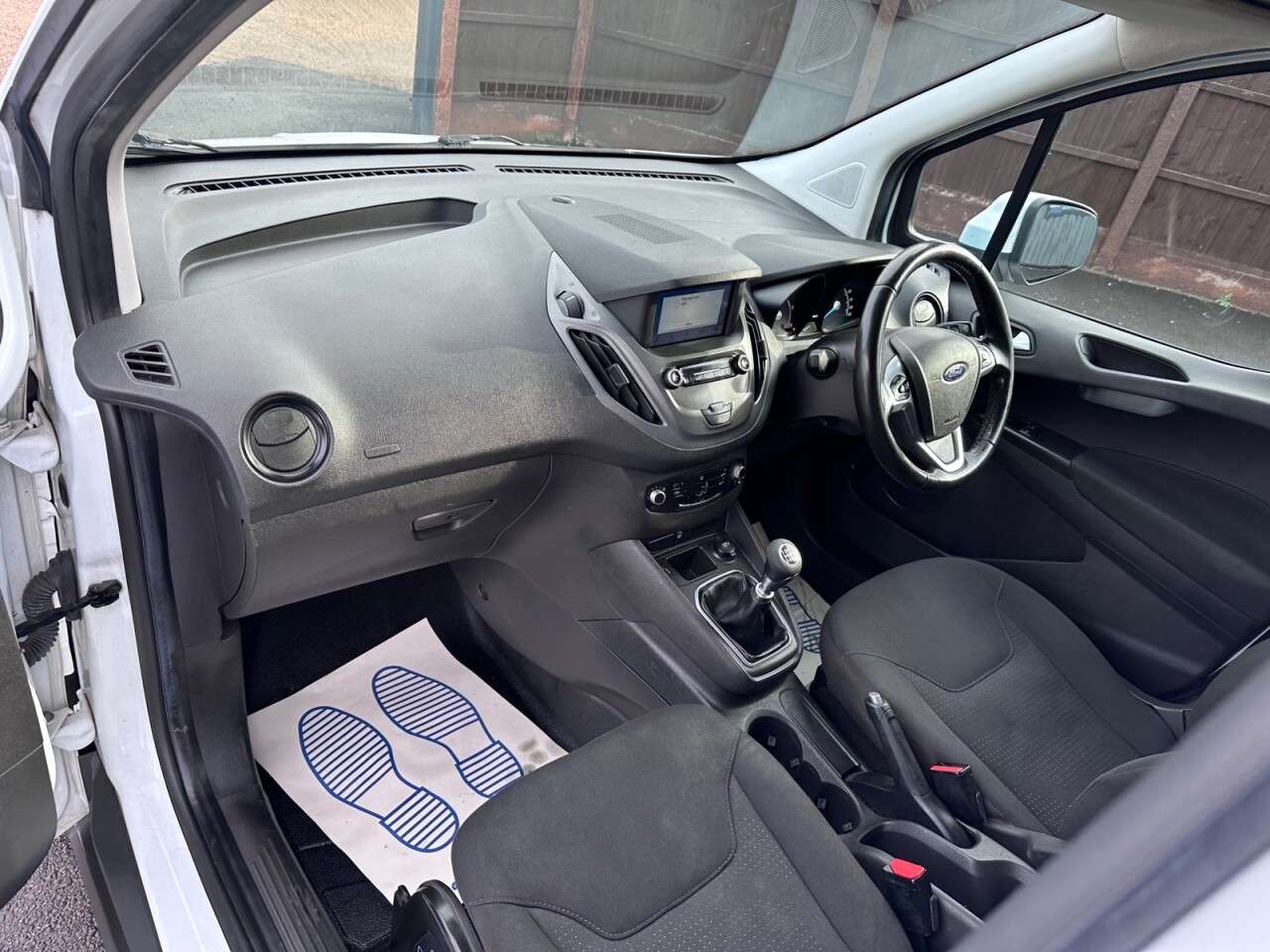 2019 FORD TRANSIT COURIER 2019 FORD TRANSIT COURIER