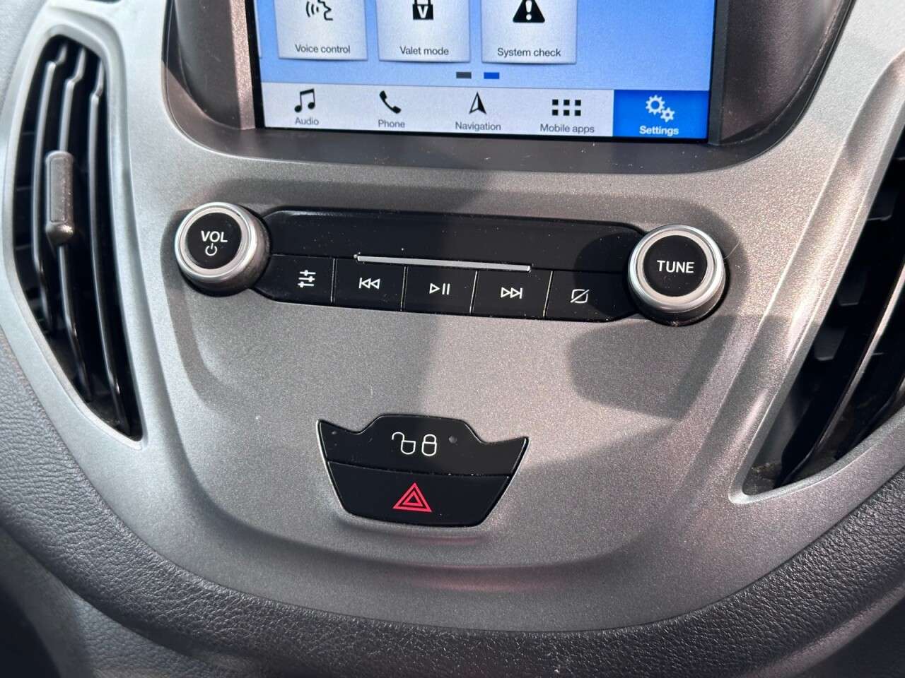 2019 FORD TRANSIT COURIER 2019 FORD TRANSIT COURIER